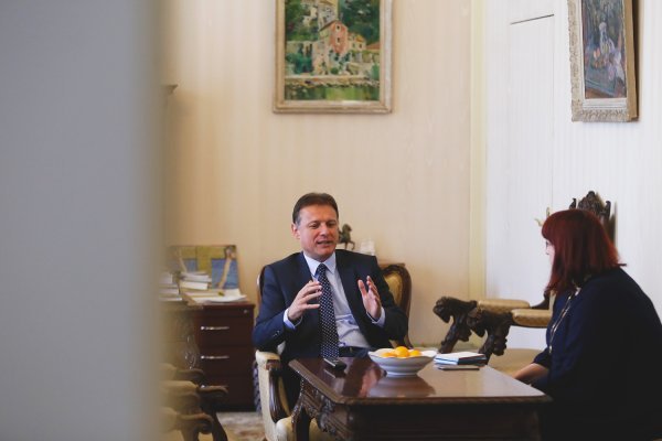 Predsjednik Sabora Gordan Jandroković u razgovoru s novinarkom tportala Majom Šurinom