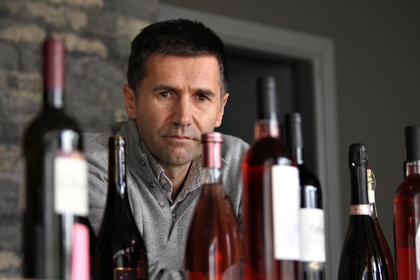 Suprug Boris Ivančić vlasnik je vinoteke Vivat