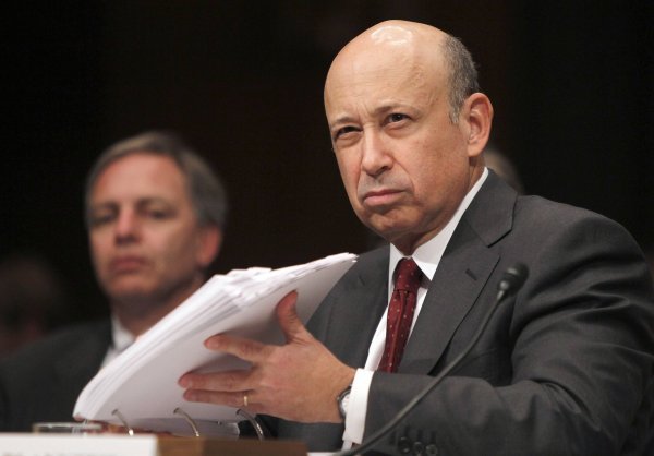 Glavni izvršni direktor Goldman Sachsa Lloyd Blankfein podebljao je svoj račun za 142 milijuna dolara Reuters