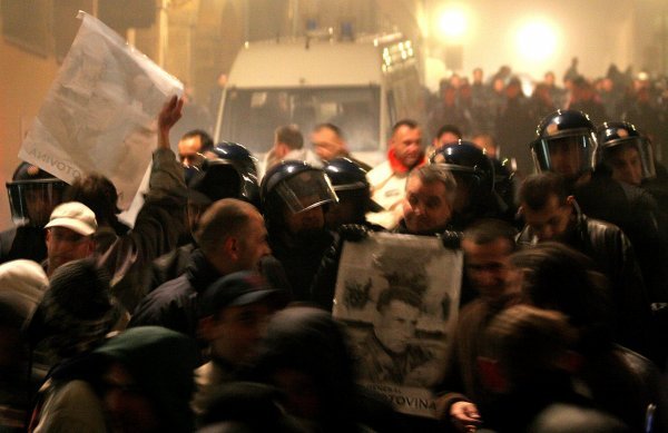 Prosvjed zbog uhićenja Ante Gotovine 2005.