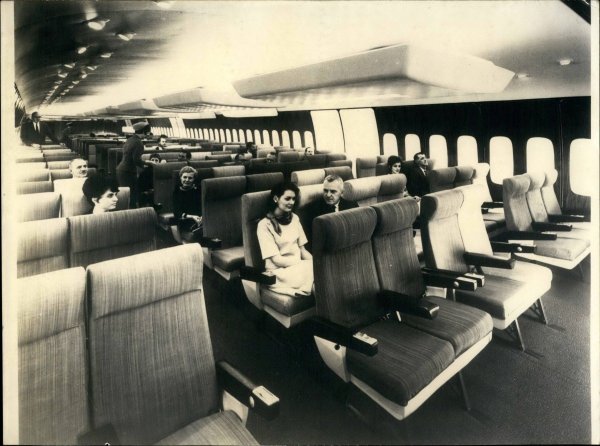 Izgled putničke kabine Boeinga 747 pažljivo se testirao i prije nego što je počela proizvodnja Jumbo Jeta