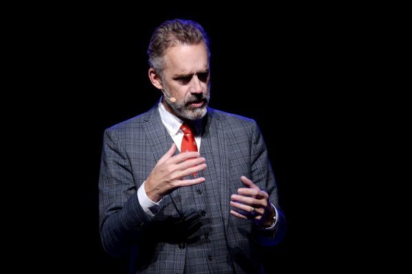 Jordan Peterson na turneji '12 pravila za život' u Helsinkiju 2018.