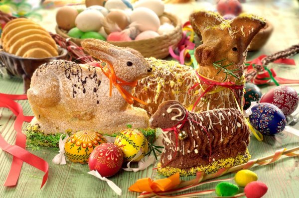 Janje i zec kao simboli Uskrsa sastavni su dio objeda u mnogim krajevima svijeta