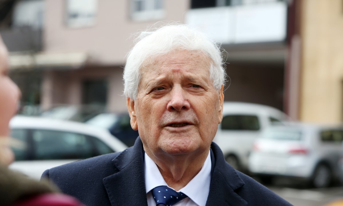 Fikret Abdić uhićen u BiH nakon što je za njim Hrvatska raspisala ...