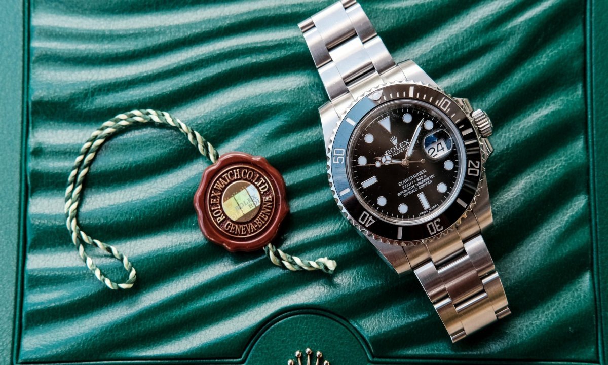Zasto je on sale rolex skup
