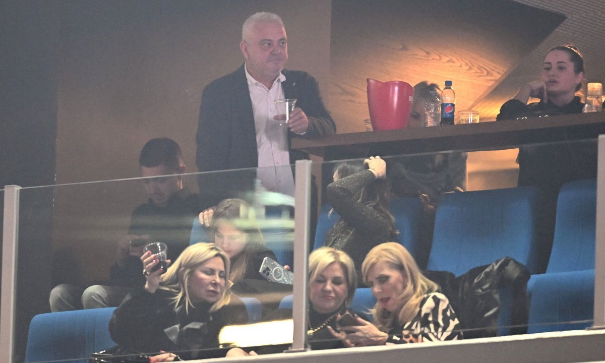 Iva Todorić bila je ispred bine, a Ratko Maček i Tončica Čeljuska ...