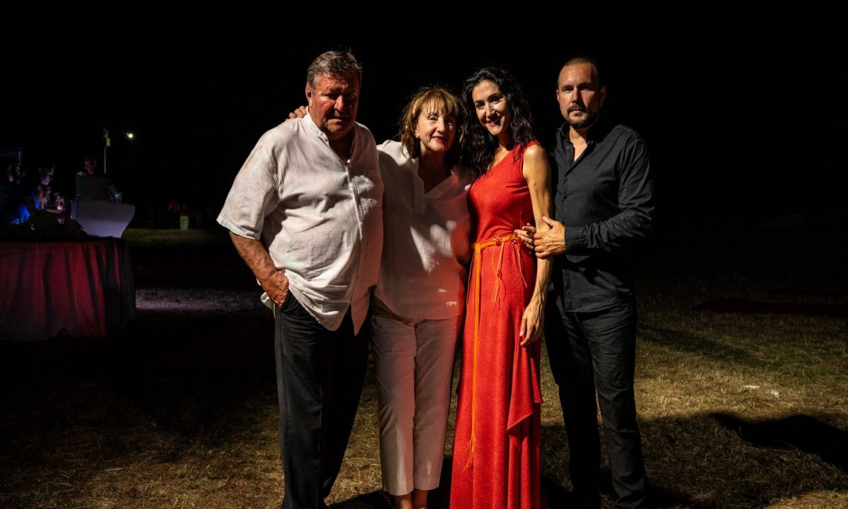 Ana Rucner nastupila s roditeljima i bratom: 'Pravo je čudo da je ...