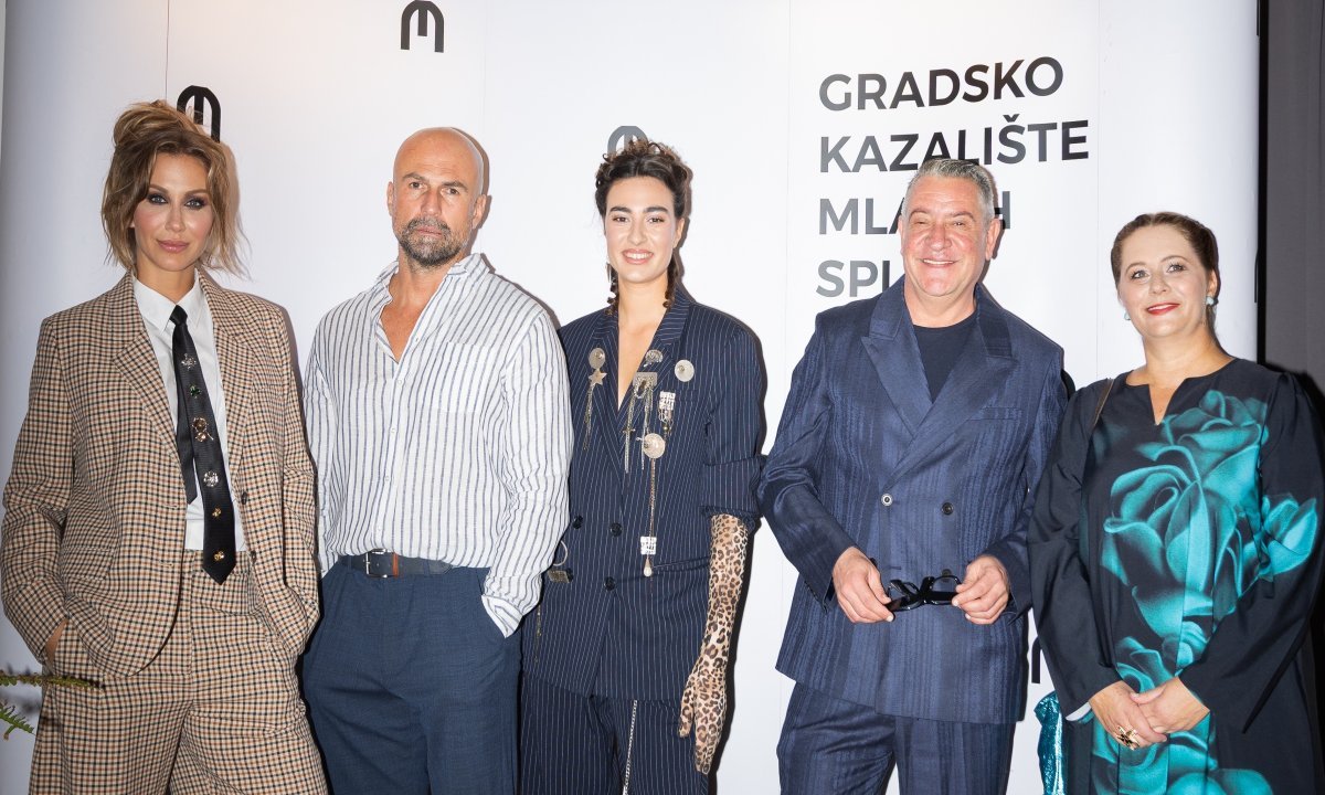 Održana premijera Ibsenove drame: Publika ovacijama nagradila predstavu ...