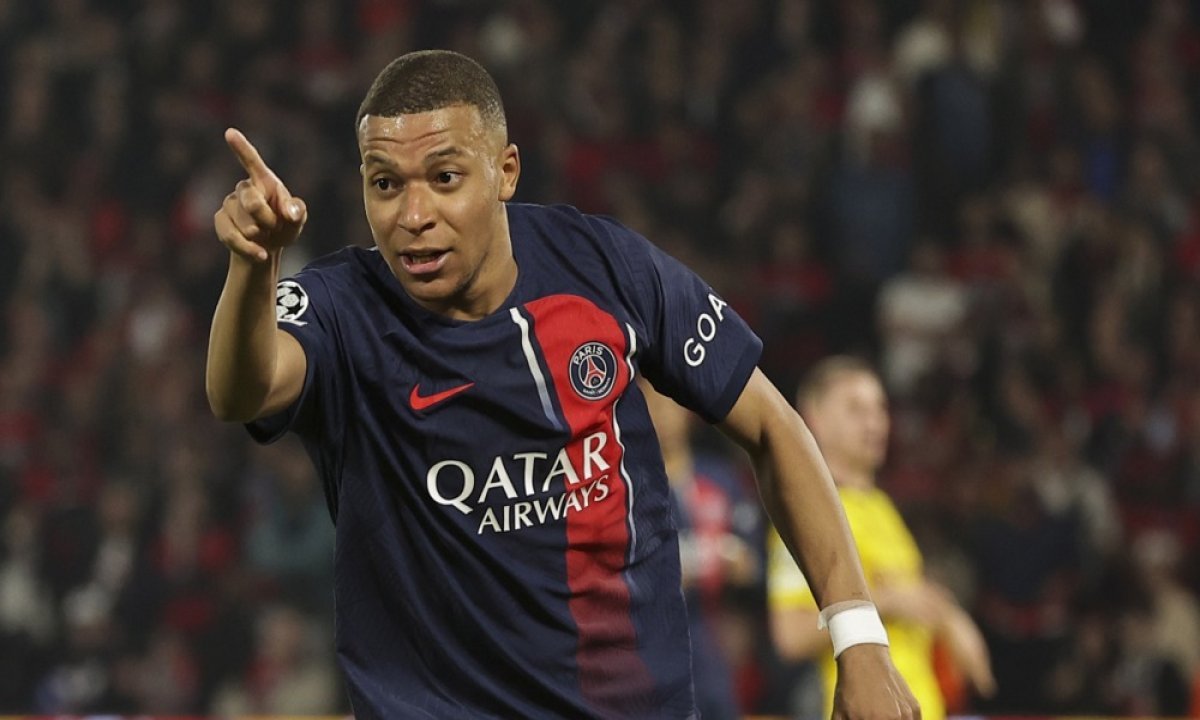 PSG mora platiti Mbappeu gotovo 61 milijuna eura neisplaćenih bonusa i ...
