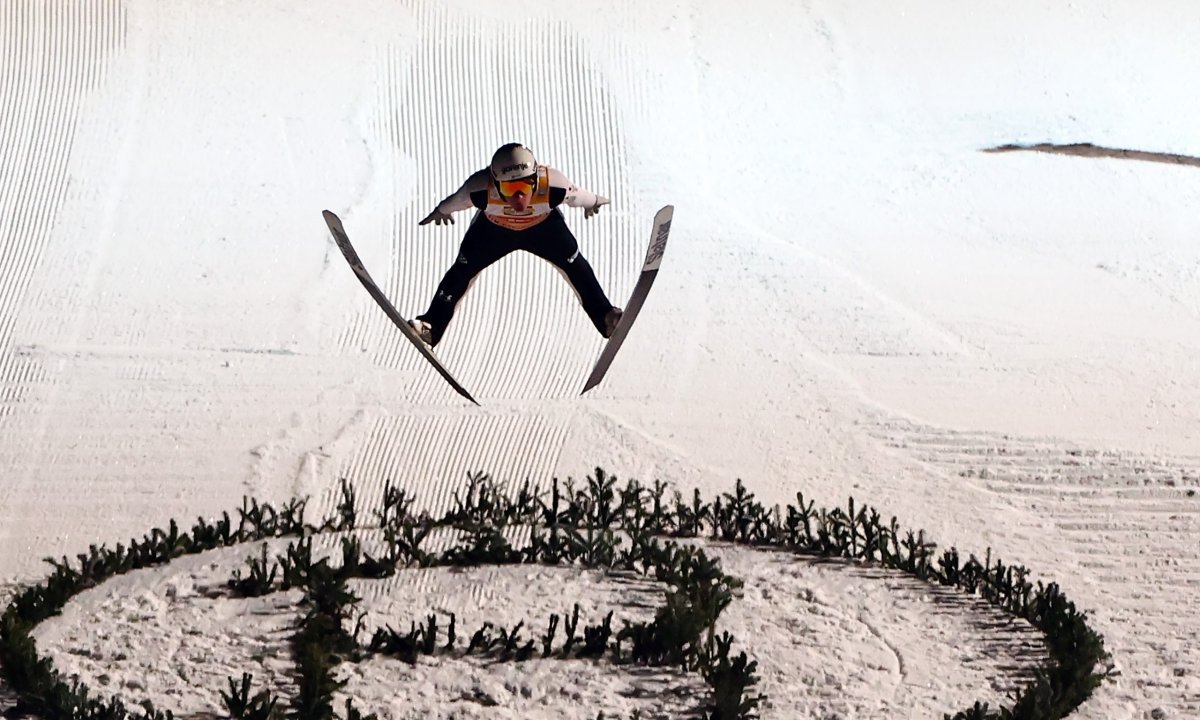 Pogledajte nevjerojatan skok Domena Prevca: Komentator ostao u nevjerici Kép