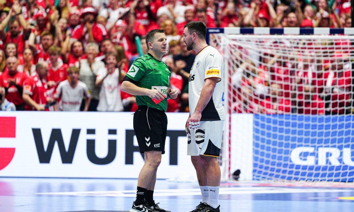 Njemačka rukometna legenda brutalno napala crnogorske suce nakon finala Eura Kép