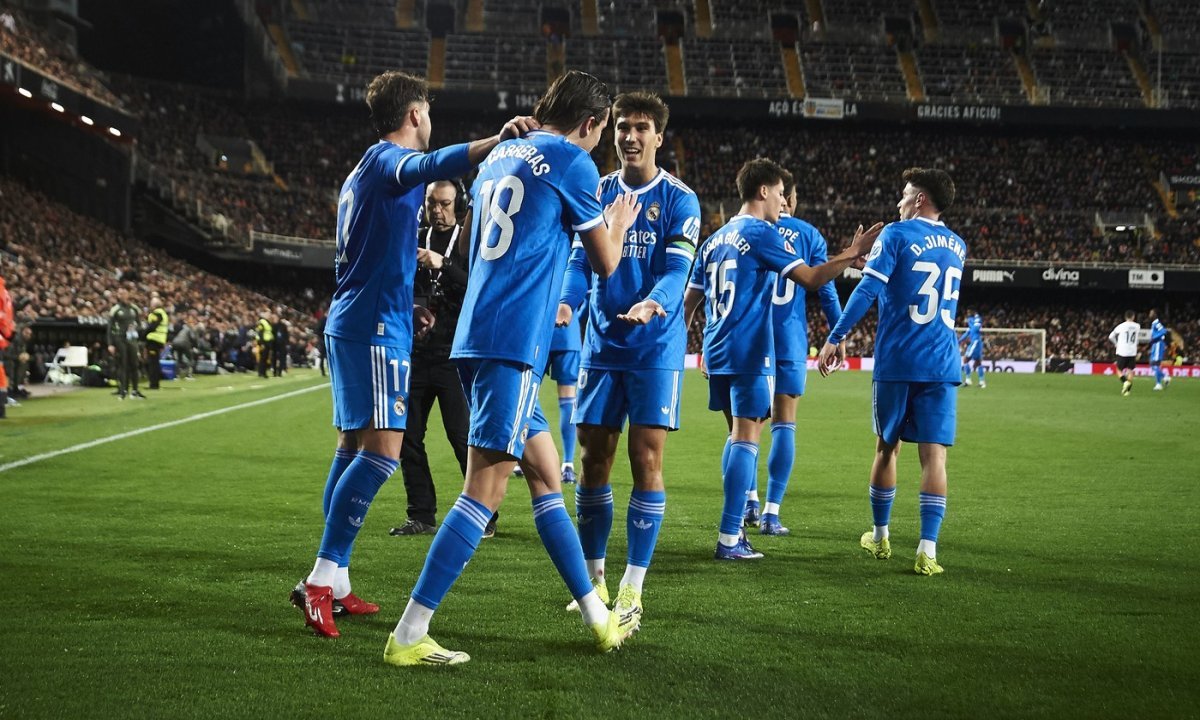 Real slomio Valenciju i došao na bod do Barcelone Kép