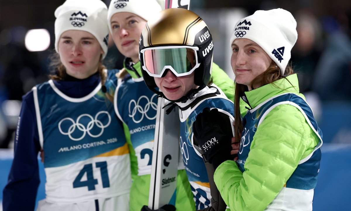 Nika Prevc plakala je nakon srebra, a reakcija na broncu govori sve Kép