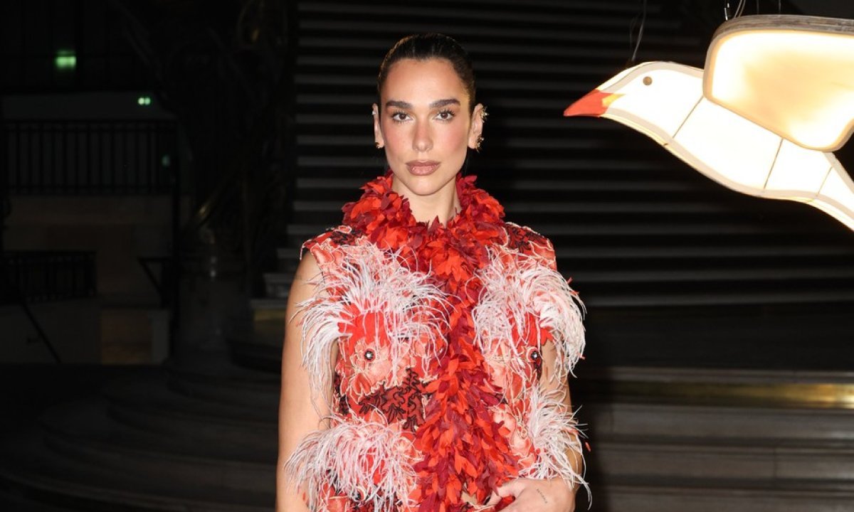 Dua Lipa rođena je u jednom od najodvažnijih znakova Zodijaka: Ni u glazbi ni u modi ne boji se riskirati
