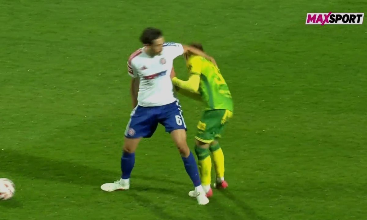 Je li Hajduk u Puli trebao ostati s igračem manje? Pogledajte zašto su ...