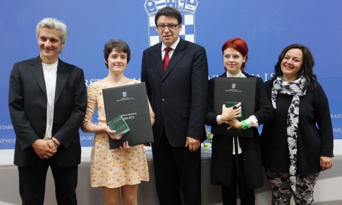 Majka Luke Ritza za što skoriji građanski i zdravstveni odgoj | tportal