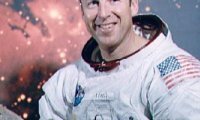 Jim Lovell