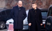 Od politike do profita