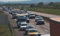 KOLONA OD 13 KILOMETARA