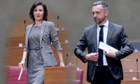 zaiskrilo u klupama
