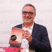 Nikola Petković na dodjeli književne nagrade tportala