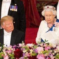 Donald Trump i kraljica Elizabeta II