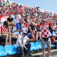Navijači na utakmici Hrvatska - Wales