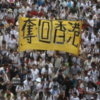 Veliki prosvjed u Hong Kongu protiv zakona o izručenju