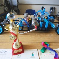 Nagrađeni autonomni robot na stlačeni zrak