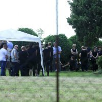 Dalj: Posljednji ispraćaj tragično preminulih djevojčica