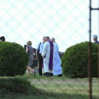 Dalj: Posljednji ispraćaj tragično preminulih djevojčica