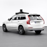 Volvo i Uber su predstavili poseban model Volvo XC90 koji može voziti sam