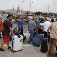 Split: Započele ovosezonske gužve u splitskoj trajektnoj luci