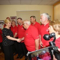 Predsjednica Kolinda Grabar-Kitarović posjetila članove Kluba 100 kapi Rijeka