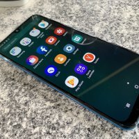 Samsung Galaxy A50 slike uređaja