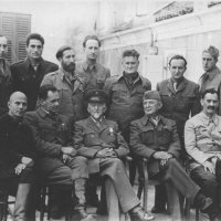 Vladimir Nazor i ostali rukovodioci Narodnooslobodilačkog fronta na Visu, 24. rujna 1944.