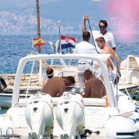 Ivan Rakitić s obitelji na jadranskoj obali