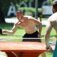 Zagreb: Građani iskoristili praznik za boravak na Jarunu uz kupanje, sunčanje i roštilj