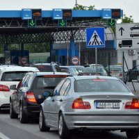 Na graničnom prijelazu s BiH u Slavonskom Brodu povremene su gužve