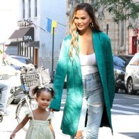Chrissy Teigen i kćerkica Luna