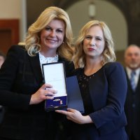 Predsjednica Grabar-Kitarović uručila odlikovanja povodom Dana državnosti