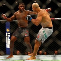 Francis Ngannou i Junior Dos Santos