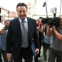 Lovro Kuščević dolazi na sjednicu Vlade