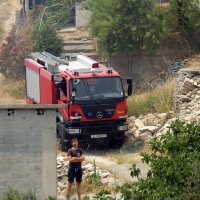 Iznad Grebaštice izbio veliki požar, u pomoć stigla dva kanadera