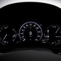 Samo djelomično digitalizirana instrument ploča