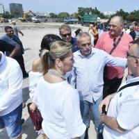 Milan Bandić u obilasku Plinarskog naselja