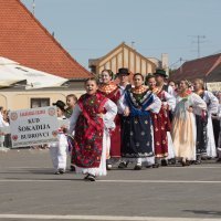 Svečana povorka povodom završetka 53. Đakovačkih vezova