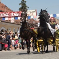 Svečana povorka povodom završetka 53. Đakovačkih vezova
