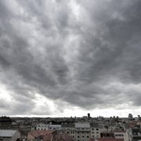 Olujni oblaci nad Zagrebom
