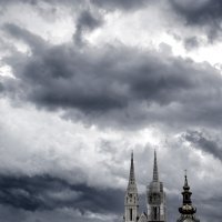 Olujni oblaci nad Zagrebom